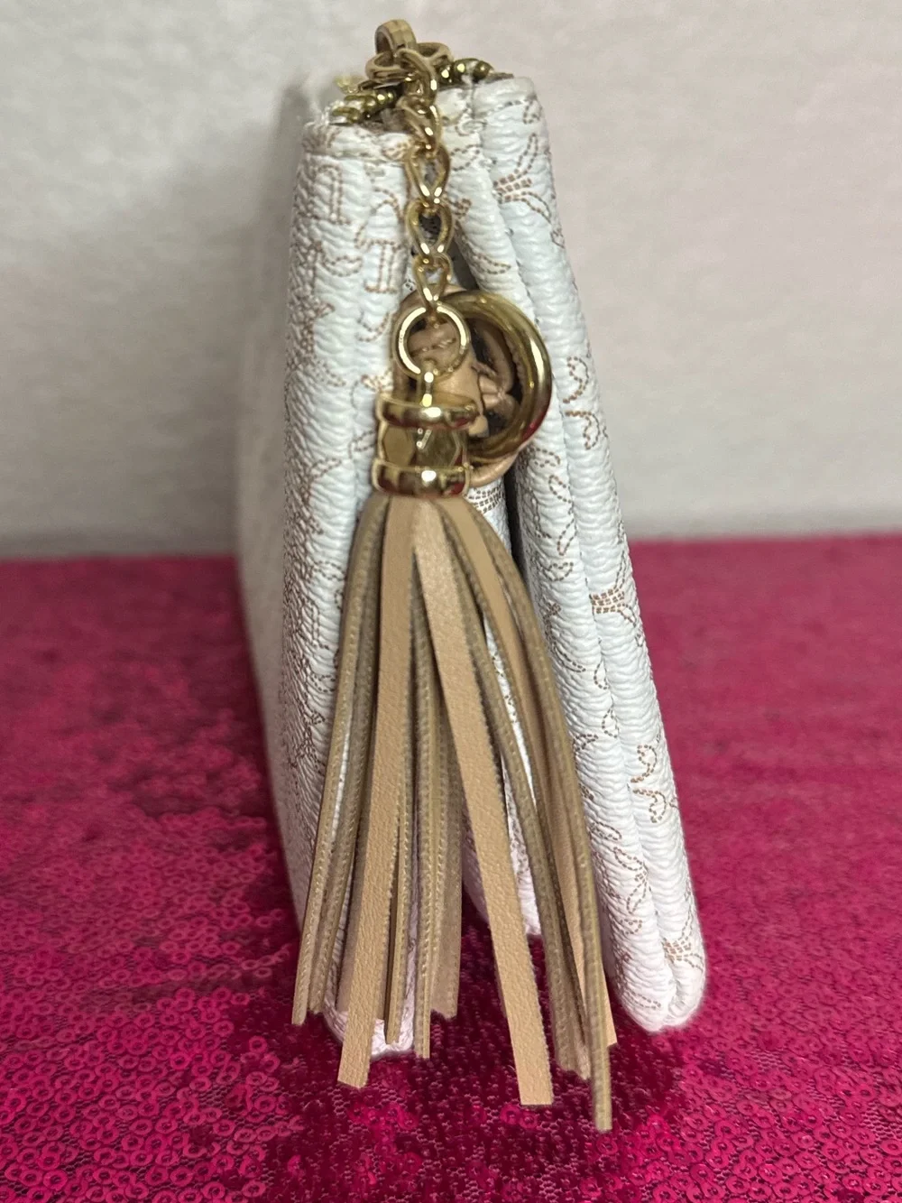 NANETTE LEPORE ⚜️ Cream & Tan Logo Monogrammed Tassel Clutch Purse - Like New